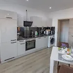Hannibal - Design Studio-apartment Jasmin 8, Parkplatz, Kueche, Highspeed-wlan * Вольфсбург