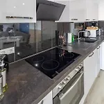 Hannibal - Design Studio-apartment Jasmin 8, Parkplatz, Kueche, Highspeed-wlan *