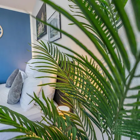 アパート Hannibal - Design Studio-apartment Jasmin 8, Parkplatz, Kueche, Highspeed-wlan ウォルフスブルク