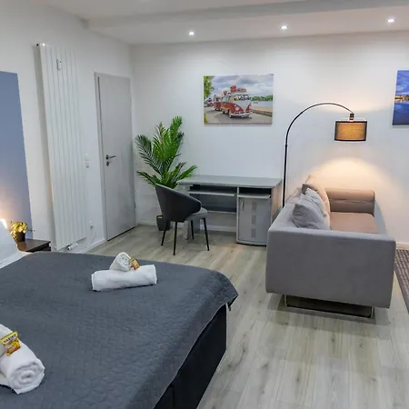 Hannibal - Design Studio-apartment Jasmin 8, Parkplatz, Kueche, Highspeed-wlan アパート