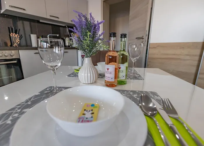 Hannibal - Design Studio-apartment Jasmin 8, Parkplatz, Kueche, Highspeed-wlan